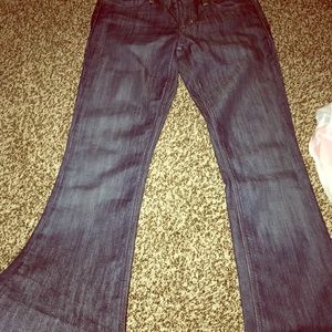 Women’s jeans size 27